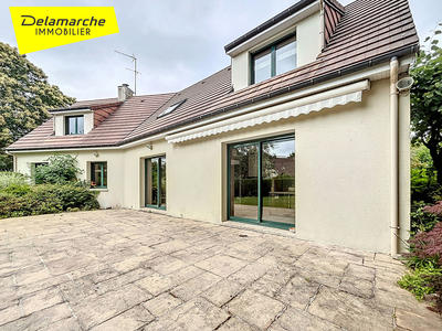 Maison - 189 m² - 8 pièces