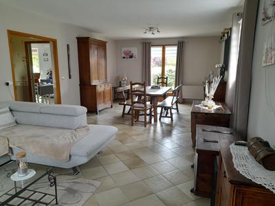 Maison traditionnelle - 163 m² - 6 pièces