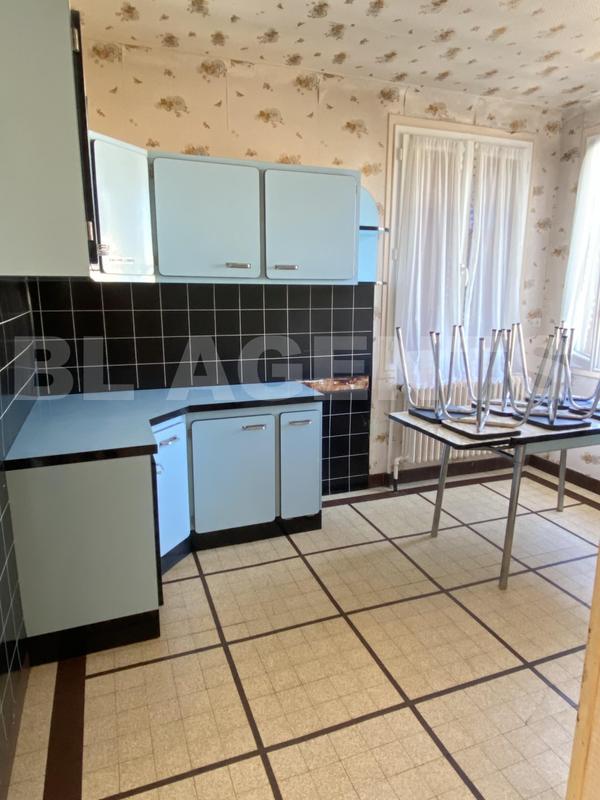 Maison traditionnelle - 110 m² - 6 pièces