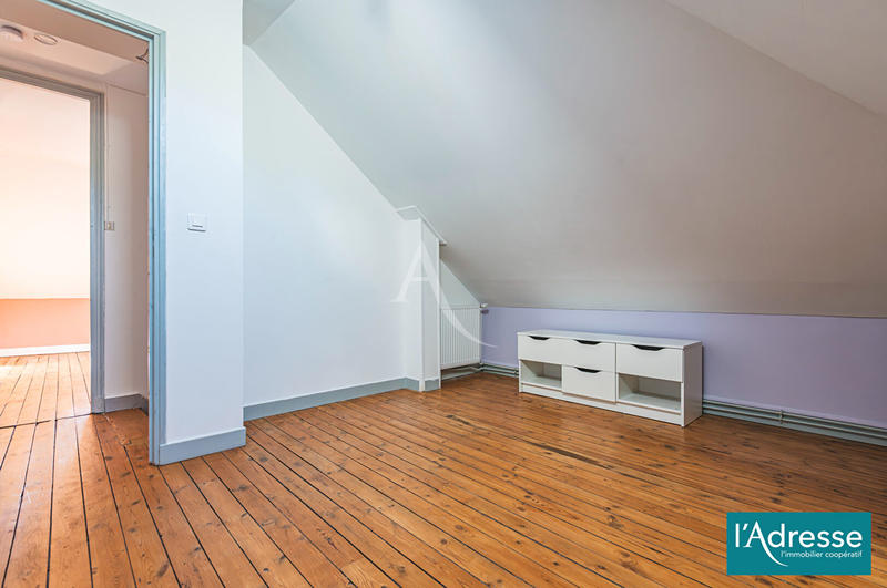 Maison - 87 m² - 5 pièces