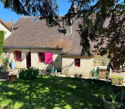 Maison de village - 178 m² - 7 pièces