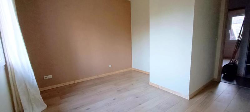 Maison - 96 m² - 5 pièces