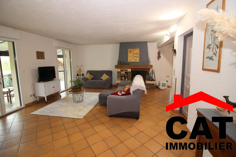 Maison - 191 m² - 8 pièces