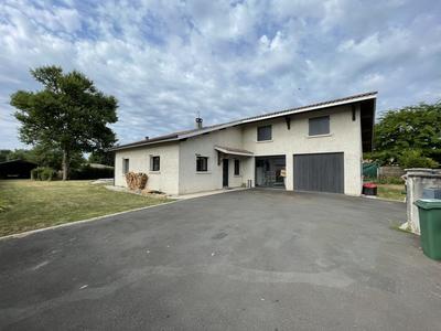 Maison - 165 m² - 5 pièces