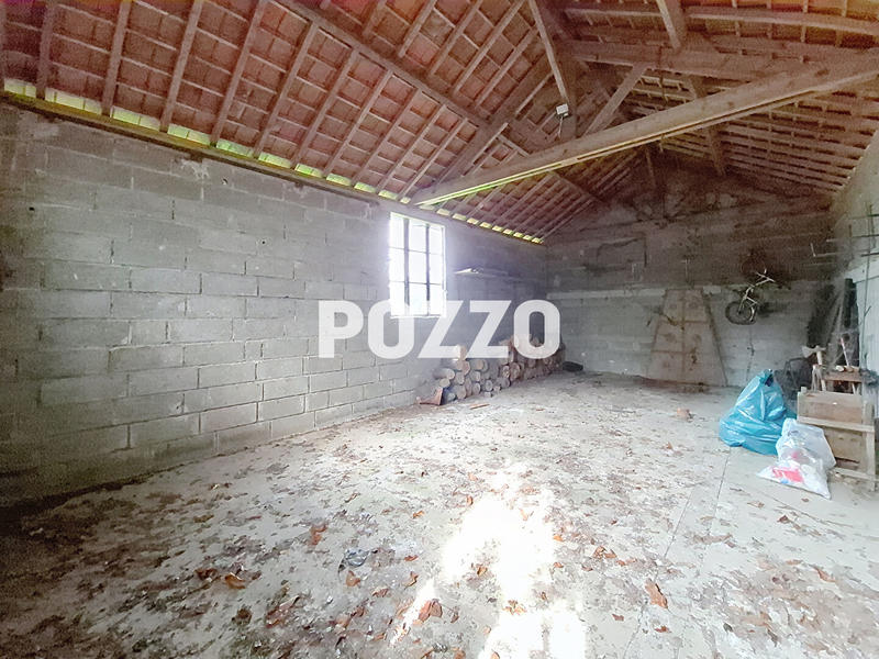 Maison - 180 m² - 8 pièces