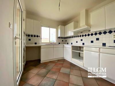 Maison - 77 m² - 3 pièces