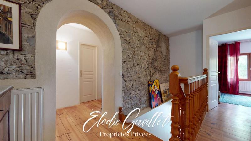 Demeure - 462 m² - 21 pièces