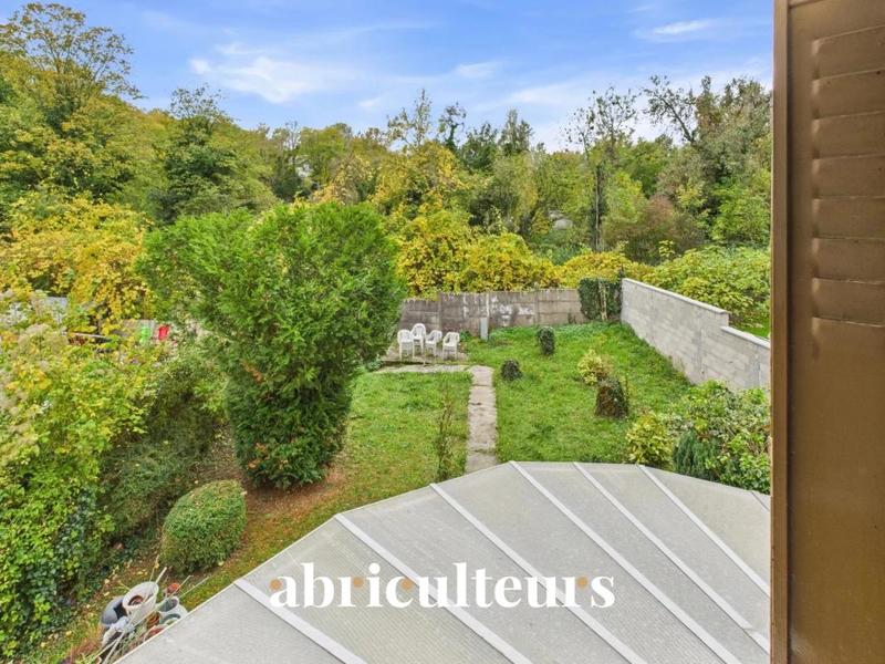 Appartement ancien - 76 m² - 5 pièces