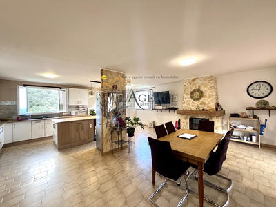 Maison - 135 m² - 6 pièces