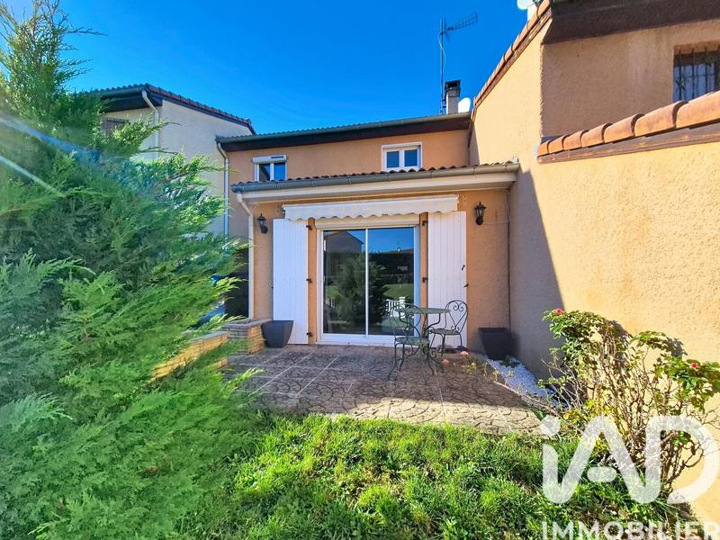 Maison - 90 m² - 4 pièces