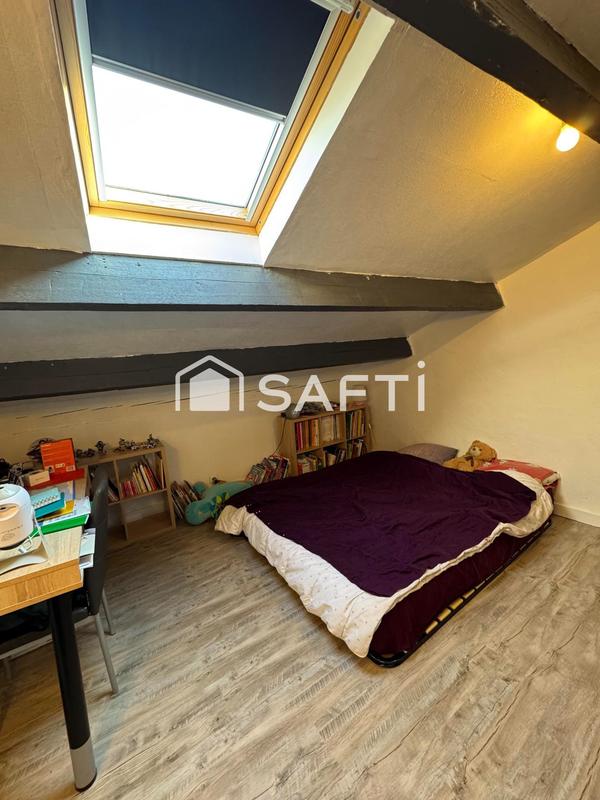 Maison - 190 m² - 8 pièces