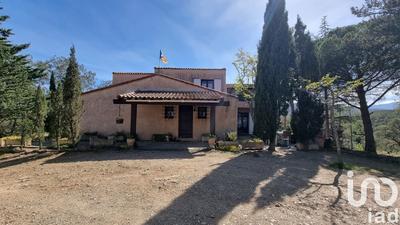 Maison - 275 m² - 10 pièces