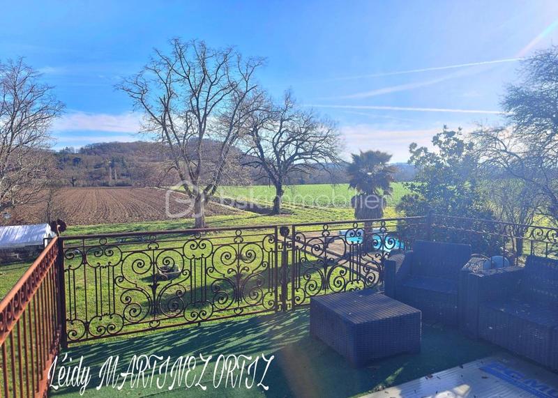 Maison en pierre - 215 m² - 7 pièces