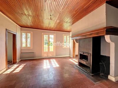 Maison - 120 m² - 5 pièces