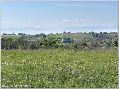 Terrain constructible - 1 501 m²