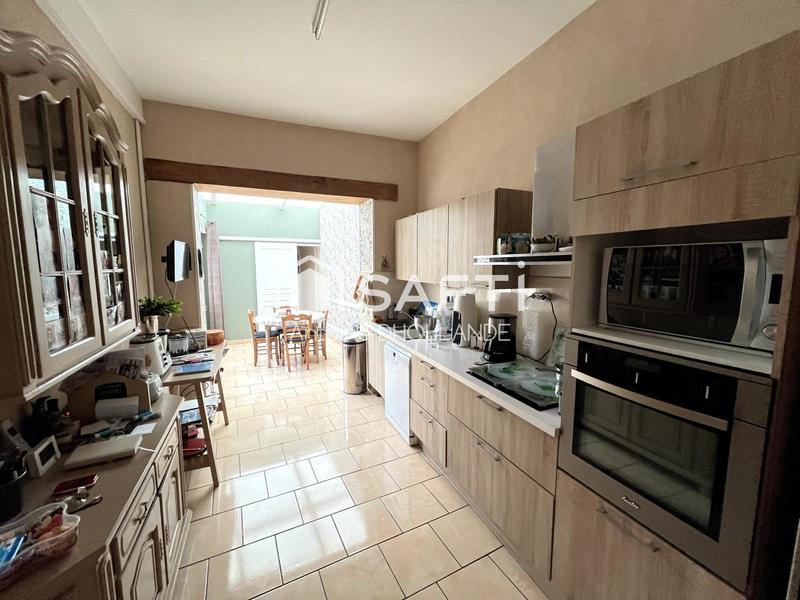 Maison - 190 m² - 7 pièces