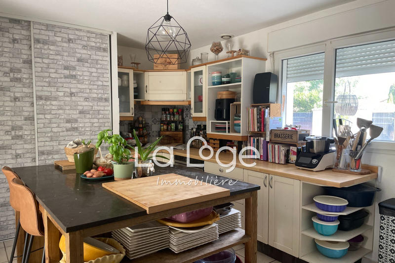 Maison - 140 m² - 6 pièces