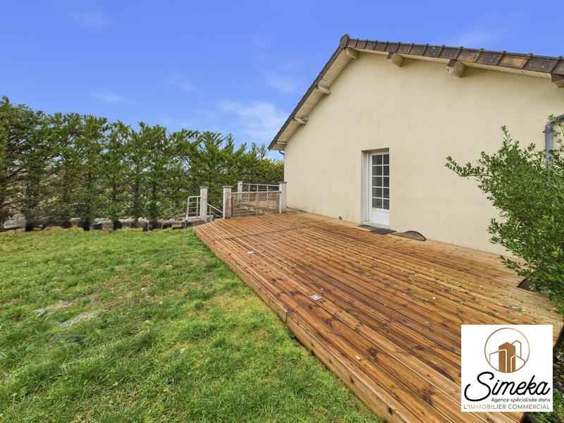 Maison contemporaine - 194 m² - 9 pièces