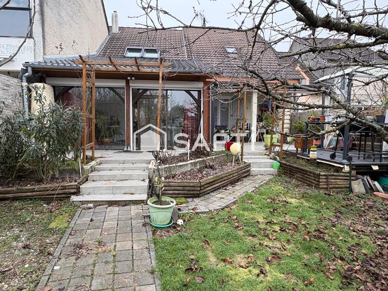 Maison - 126 m² - 4 pièces