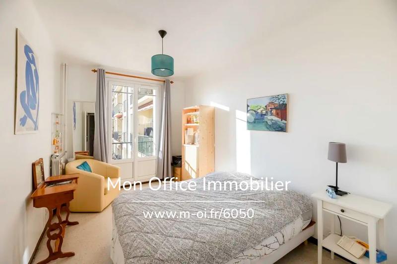Appartement - 75 m² - 4 pièces