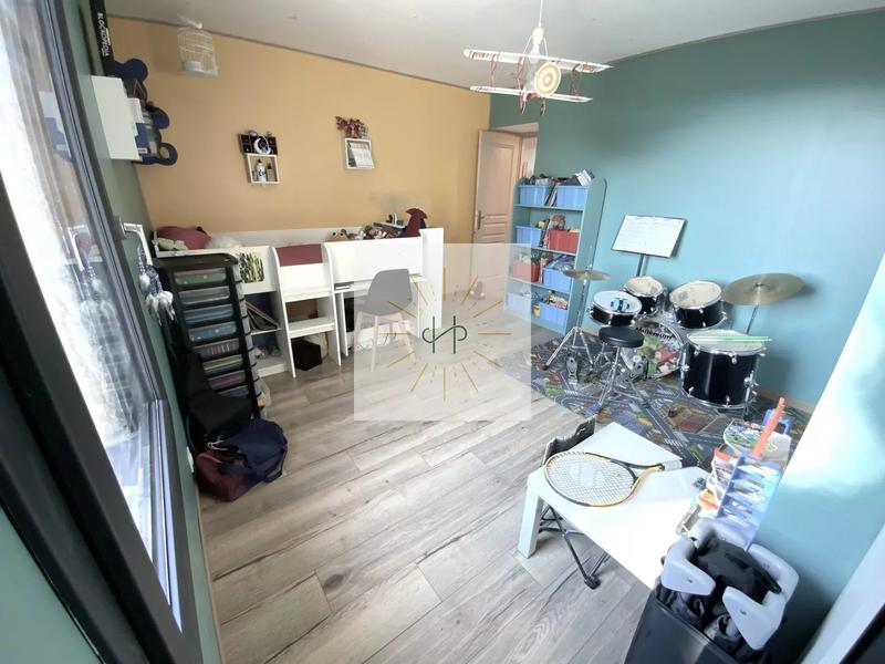 Maison - 362 m² - 14 pièces