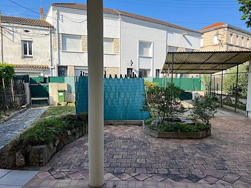 Maison - 93 m² - 6 pièces