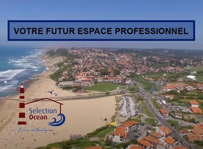 Local d'activité / Entrepôt - 91 m² - 4 pièces