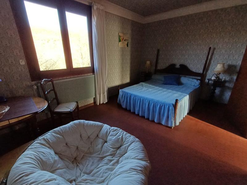 Maison traditionnelle - 200 m² - 5 pièces