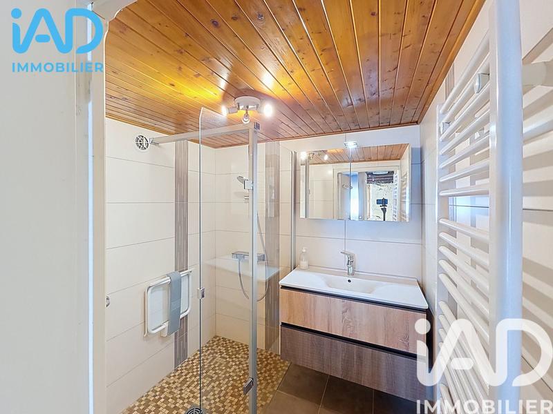 Maison - 260 m² - 7 pièces