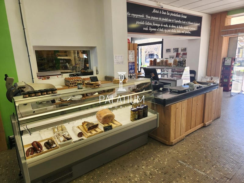 Fonds de commerce - 175 m²