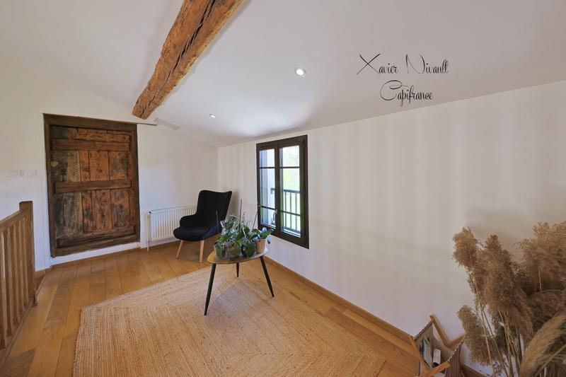 Longère - 355 m² - 11 pièces