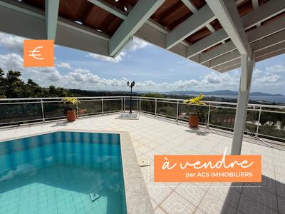 Propriété - 350 m² - 10 pièces