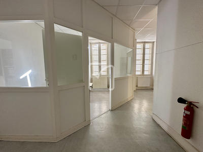 Maison - 180 m² - 10 pièces