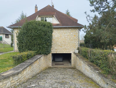 Maison - 176 m² - 7 pièces