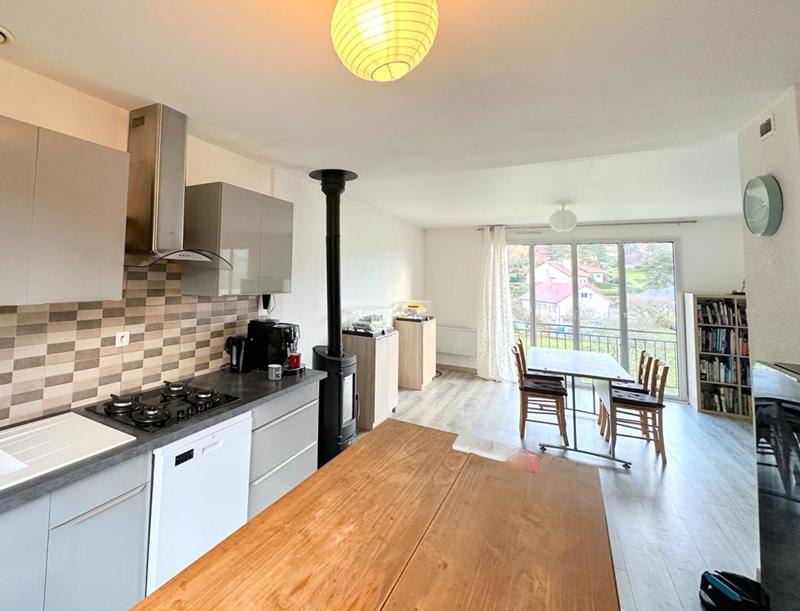 Maison - 82 m² - 4 pièces