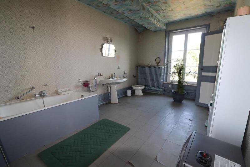 Maison - 237 m² - 10 pièces