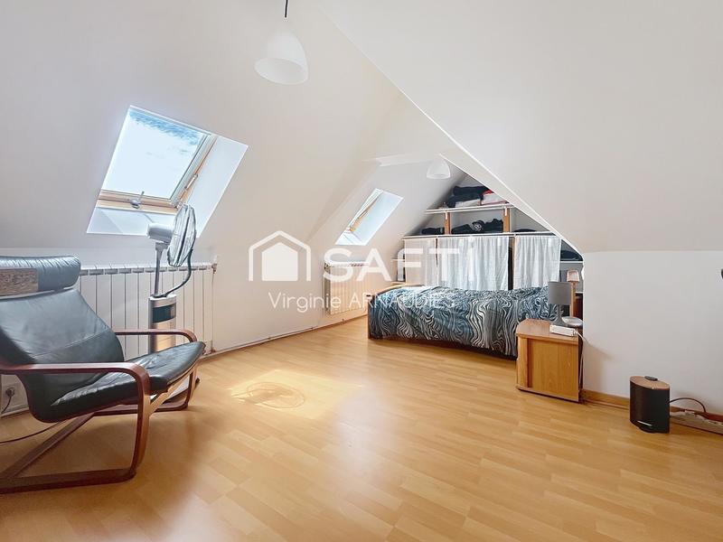 Maison - 130 m² - 7 pièces