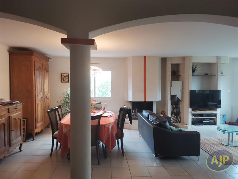 Maison - 166 m² - 7 pièces