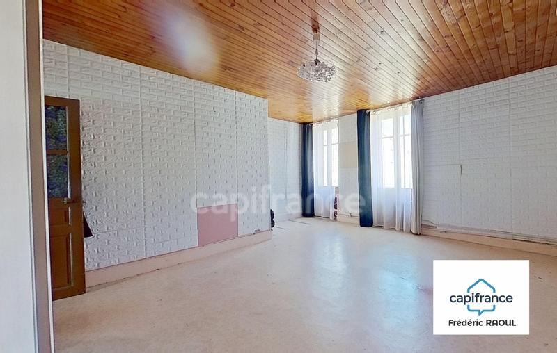 Maison - 151 m² - 7 pièces