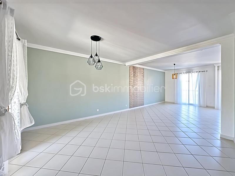 Maison - 120 m² - 6 pièces