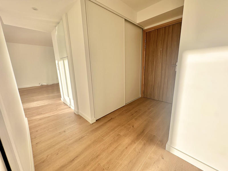 Appartement - 75 m² - 3 pièces