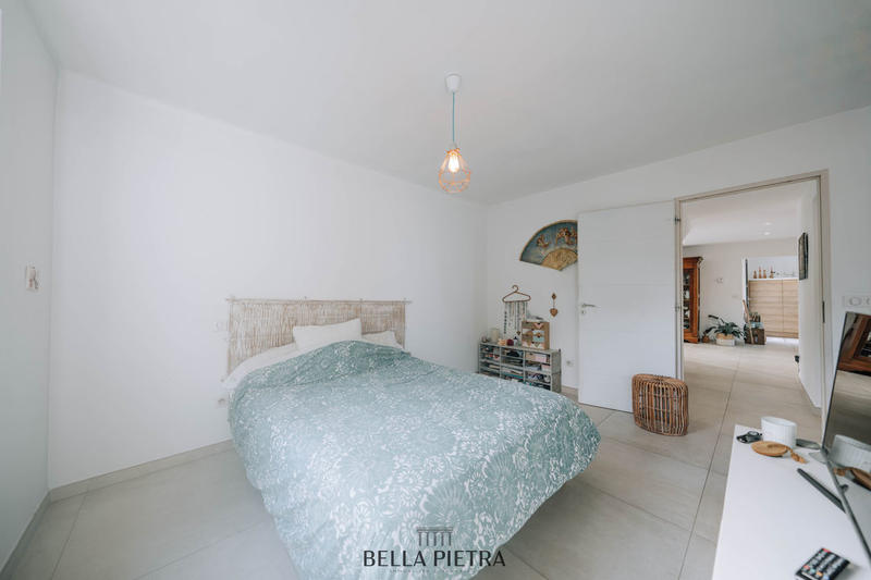 Villa - 150 m² - 4 pièces