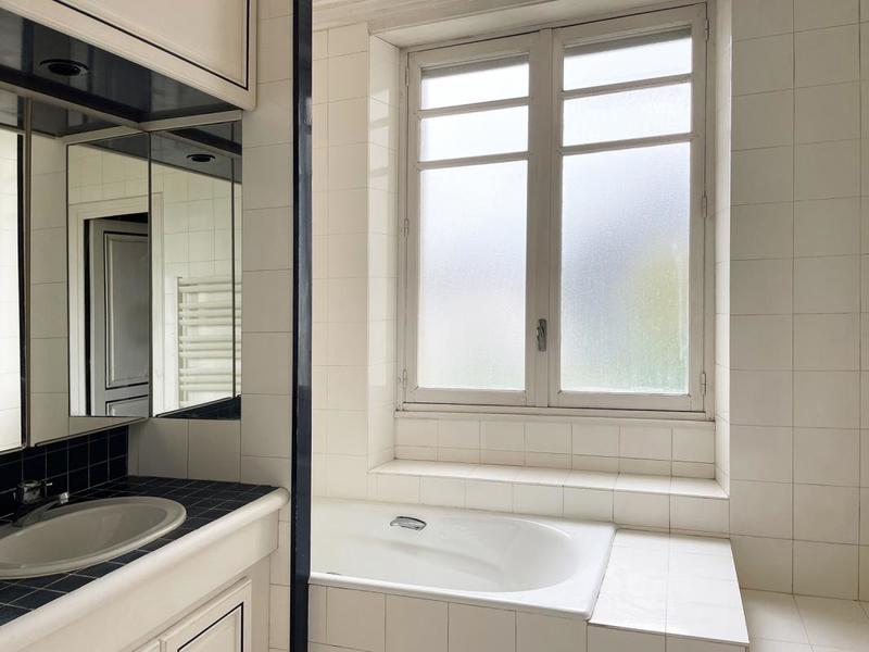 Appartement - 108 m² - 3 pièces