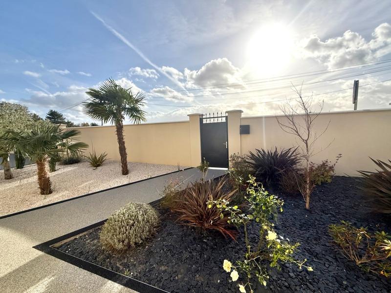 Maison - 193 m² - 7 pièces