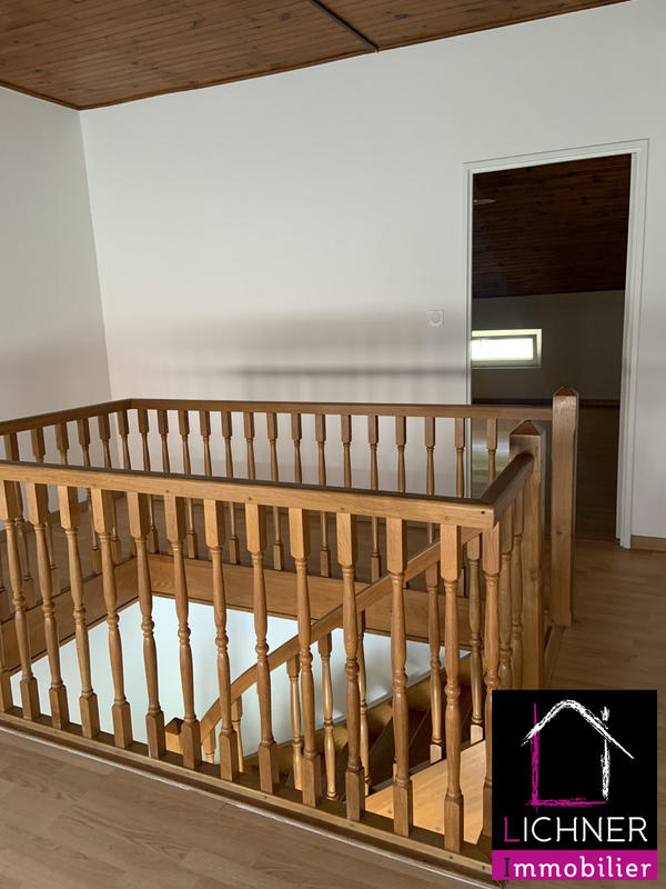 Appartement - 122 m² - 5 pièces