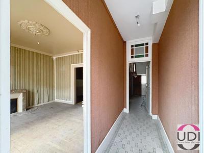 Maison - 192 m² - 8 pièces