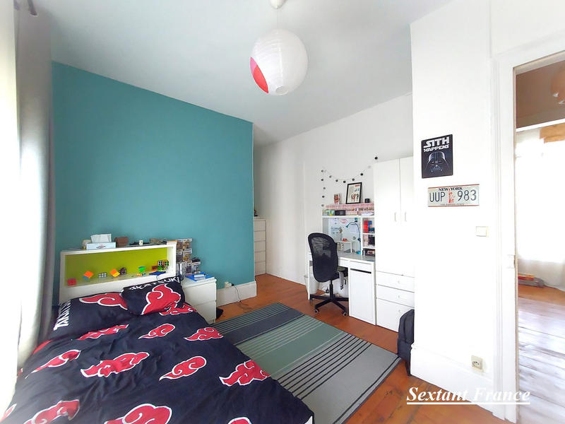 Maison - 209 m² - 7 pièces