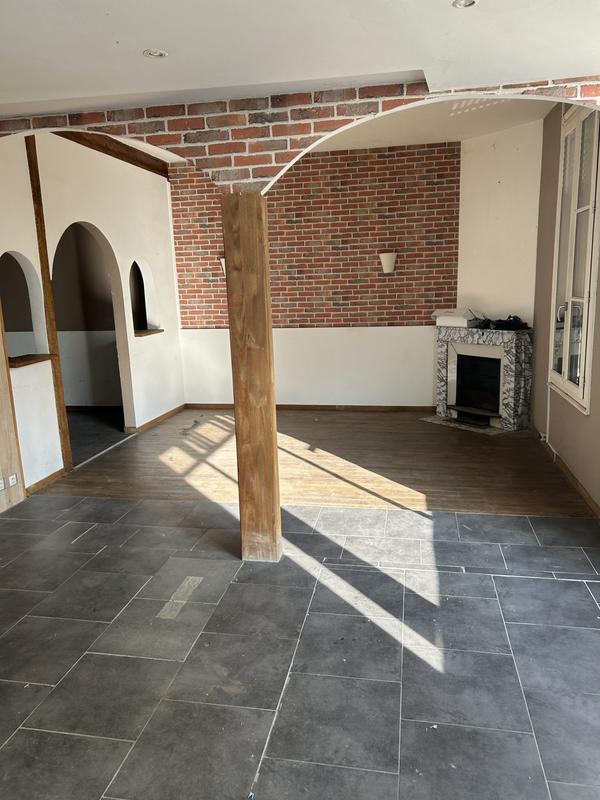 Local commercial - 90 m² - 3 pièces