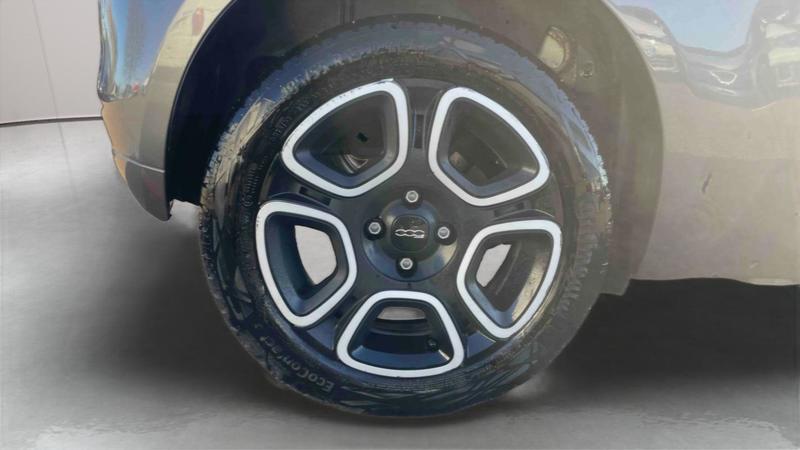 Fiat 500c Serie 9 Euro 6d-Full 1.0 70 ch Hybride Bsg s/S Cult