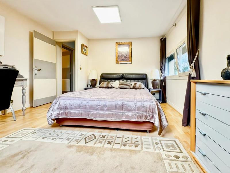 Maison d'architecte - 205 m² - 8 pièces